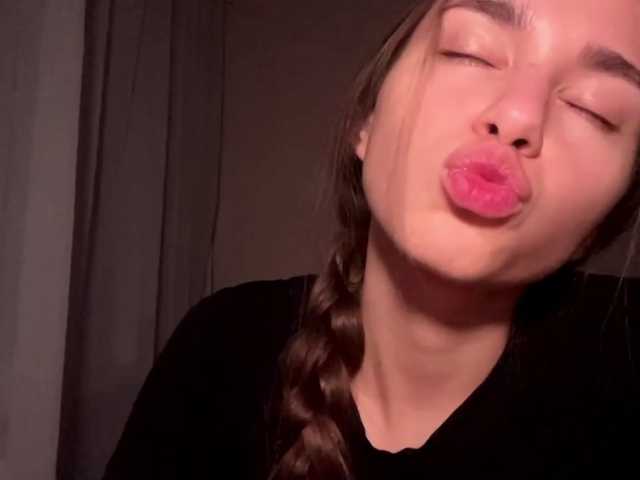 DaliaTronstad live cam on BongaCams