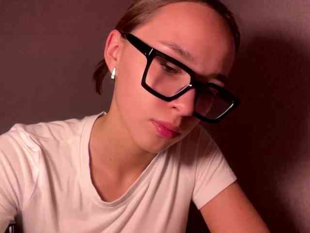 DaliaTronstad webcam