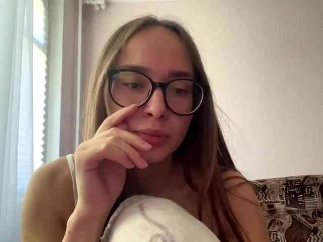 DaliaTronstad webcam