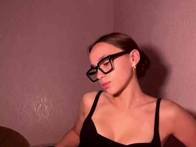 DaliaTronstad webcam