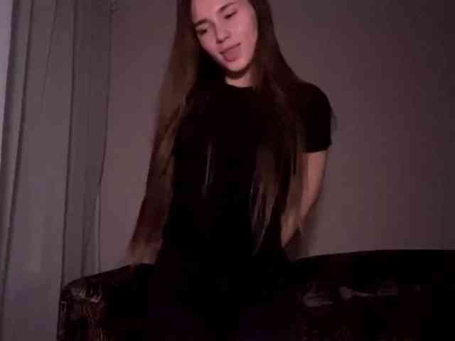 DaliaTronstad's webcam live show