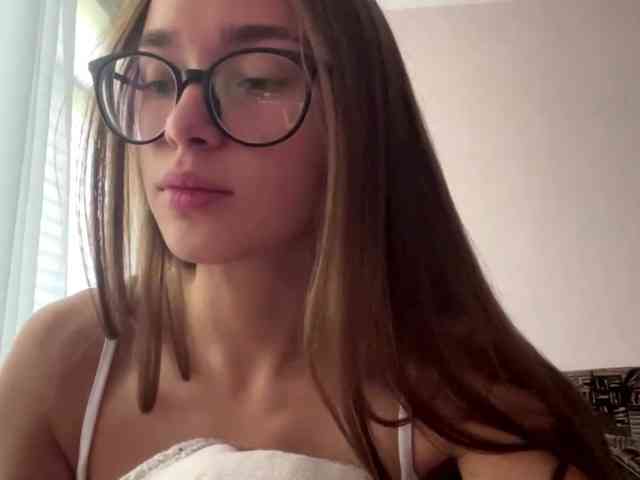 DaliaTronstad webcam