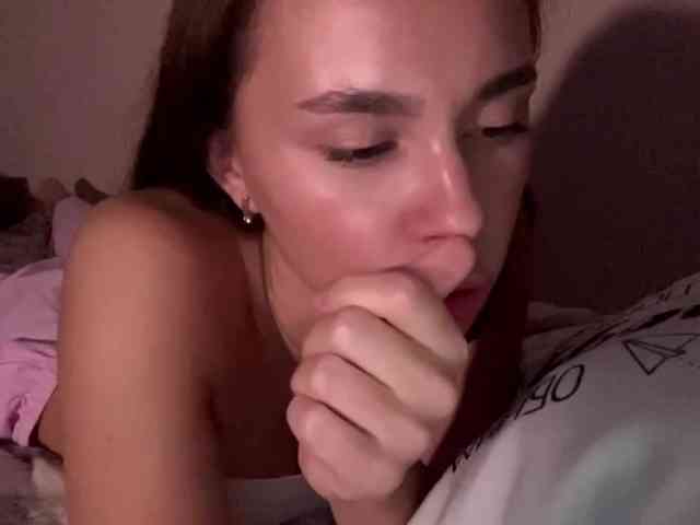DaliaTronstad webcam