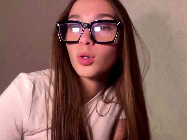 DaliaTronstad webcam