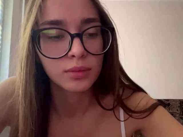 DaliaTronstad webcam
