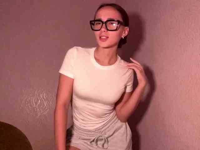 DaliaTronstad webcam