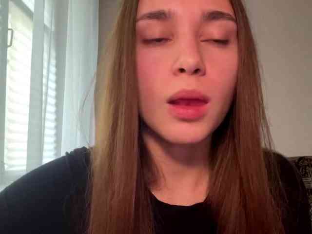 DaliaTronstad webcam