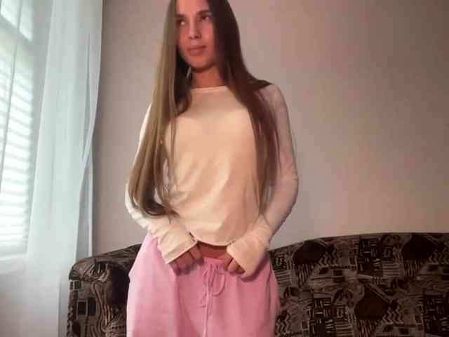 DaliaTronstad webcam