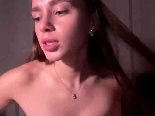 DaliaTronstad webcam