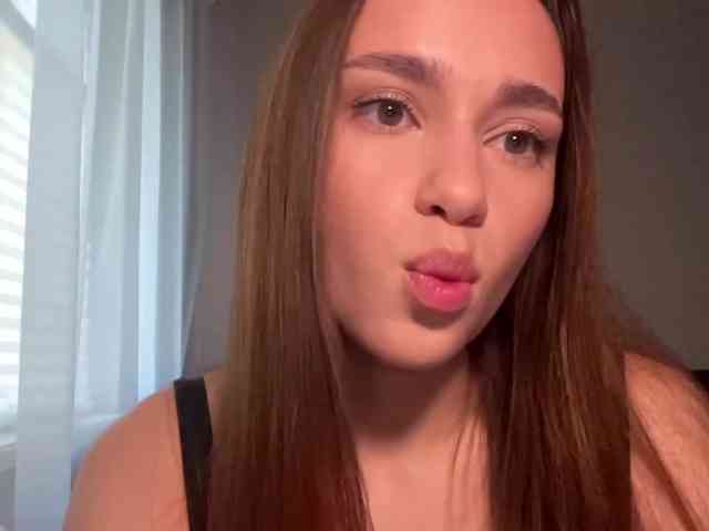 DaliaTronstad webcam