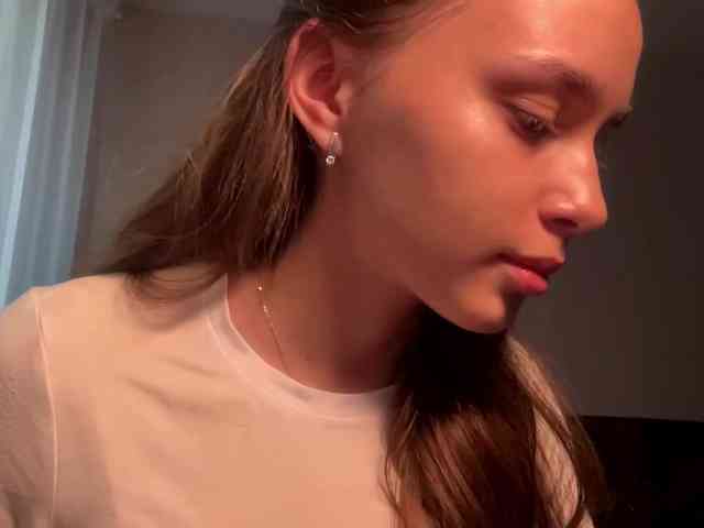 DaliaTronstad webcam