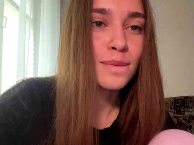 DaliaTronstad webcam