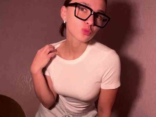 DaliaTronstad webcam