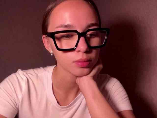 DaliaTronstad webcam