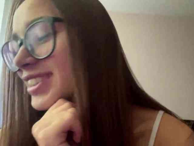 DaliaTronstad webcam