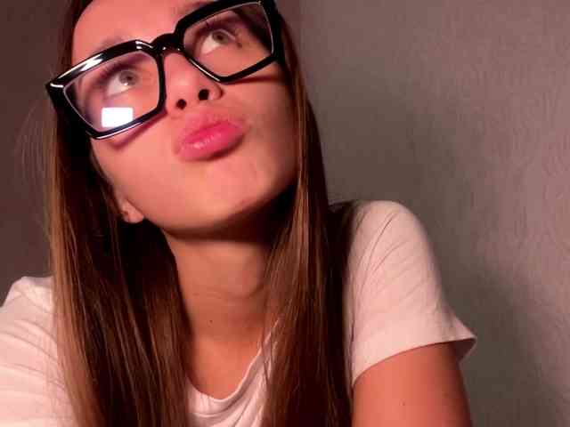 DaliaTronstad webcam