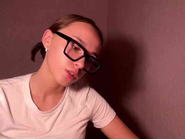 DaliaTronstad webcam