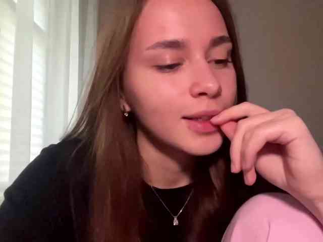 DaliaTronstad webcam