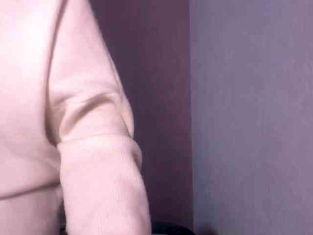 DaliaTronstad webcam