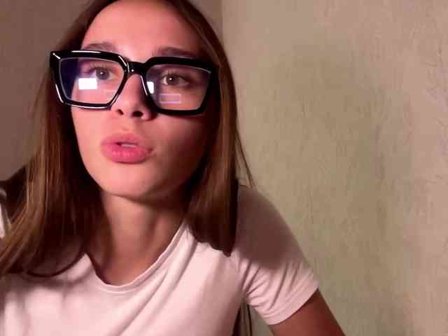 DaliaTronstad webcam
