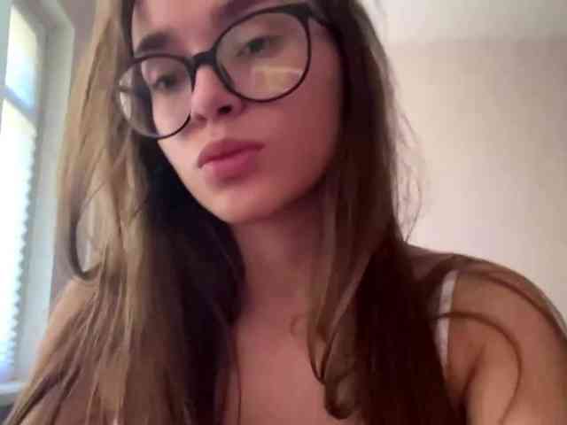 DaliaTronstad webcam