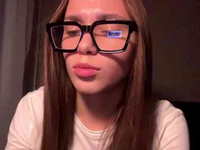 DaliaTronstad webcam