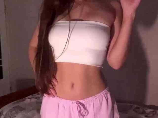 DaliaTronstad webcam