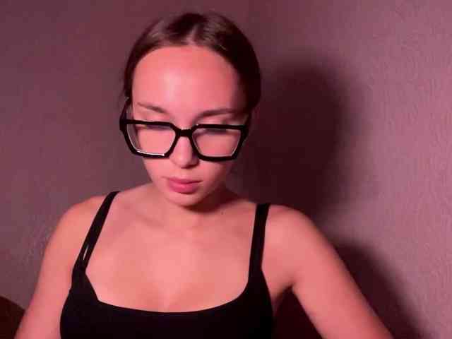 DaliaTronstad webcam