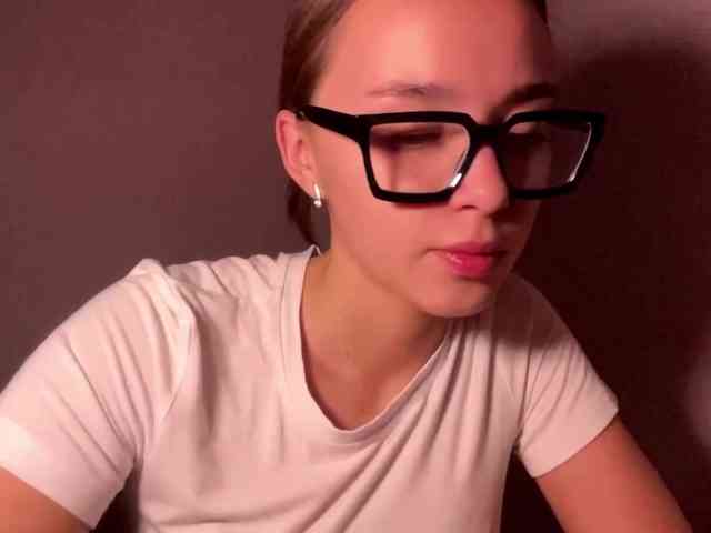 DaliaTronstad webcam