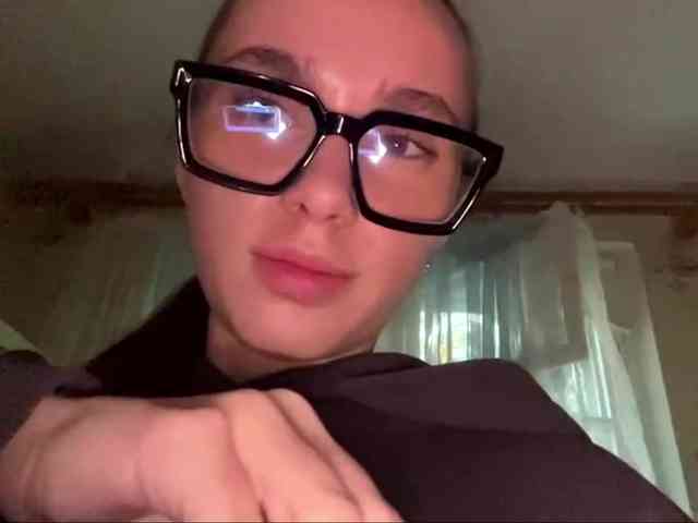DaliaTronstad webcam