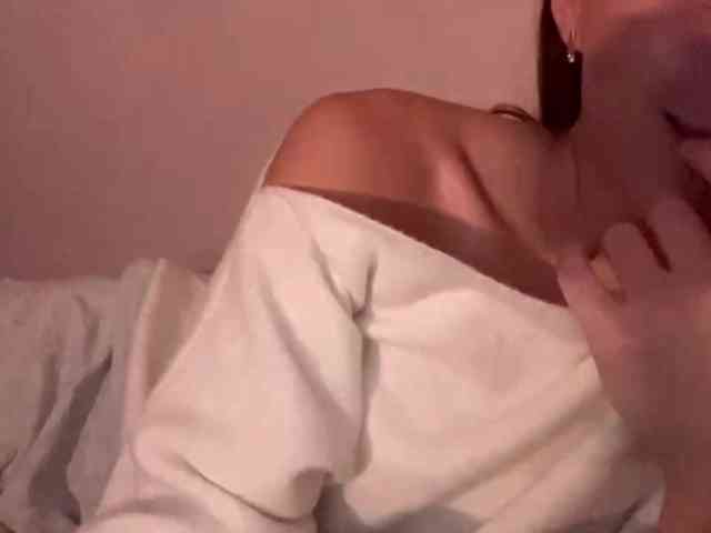 DaliaTronstad webcam