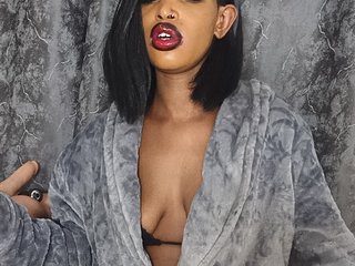 SExyNicole17