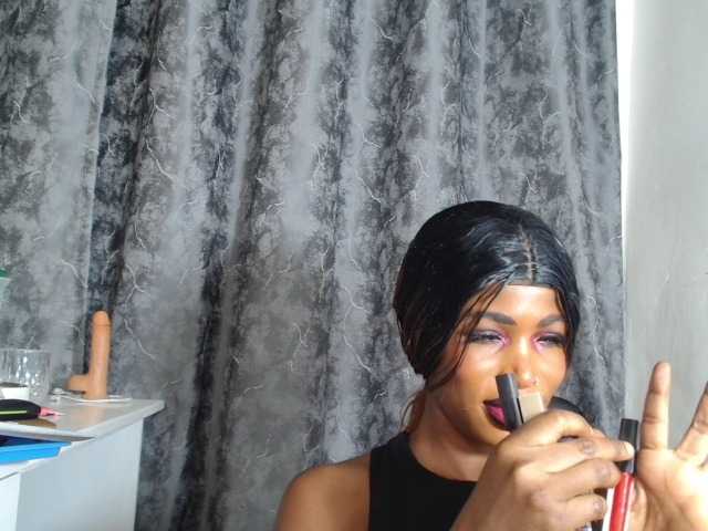 SExyNicole17 live cam on BongaCams