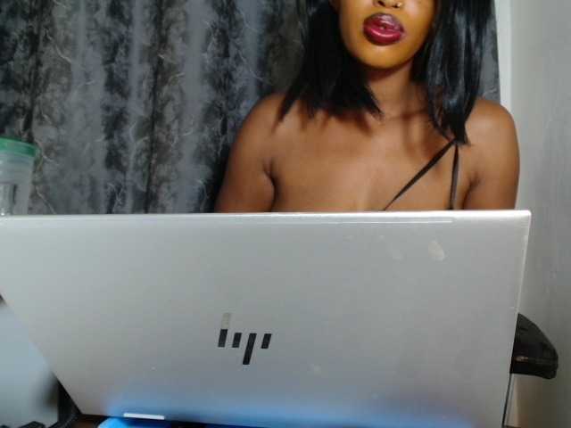SExyNicole17
