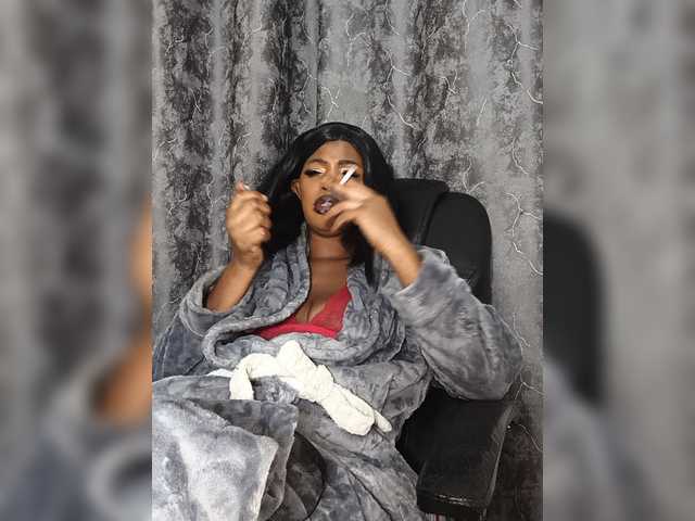 SExyNicole17