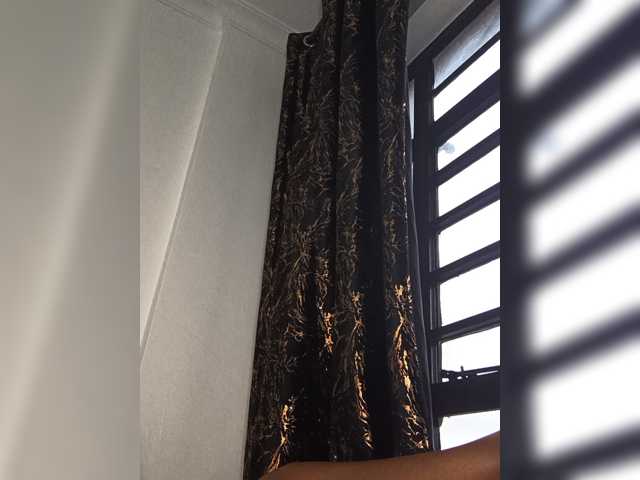 SExyNicole17 live cam preview