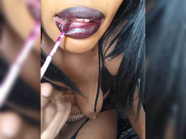 SExyNicole17