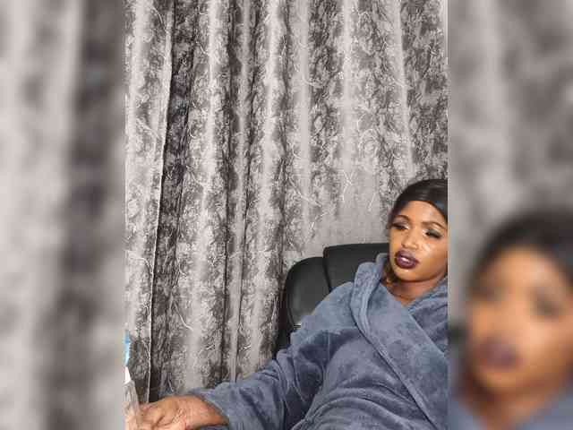 SExyNicole17