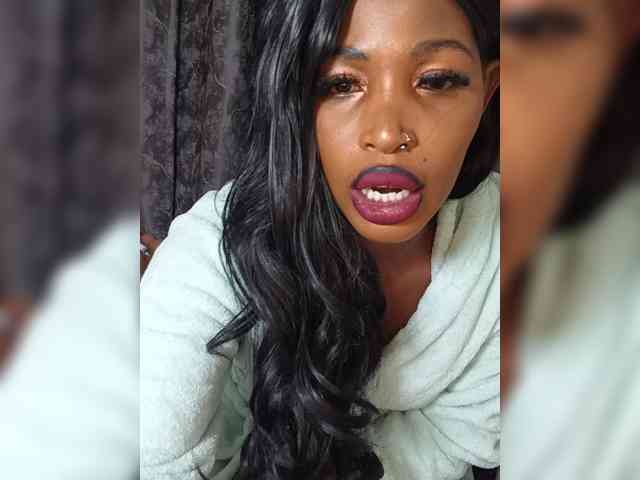 SExyNicole17