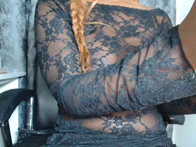 SExyNicole17 SExyNicole17
