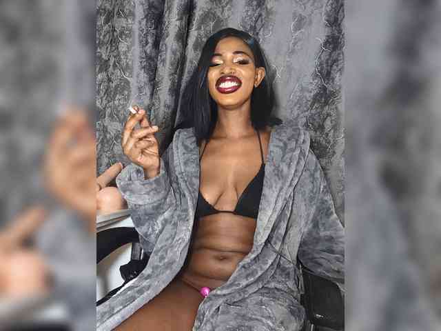 Model: SExyNicole17