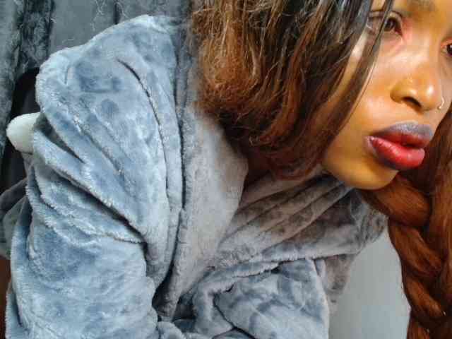 SExyNicole17