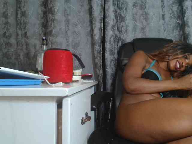 SExyNicole17 SExyNicole17