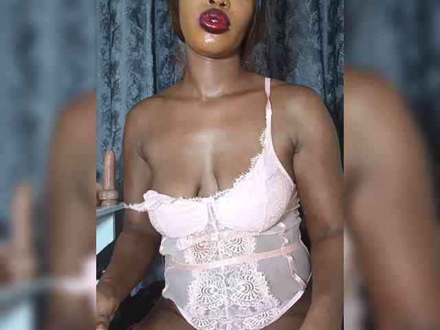 SExyNicole17 SExyNicole17