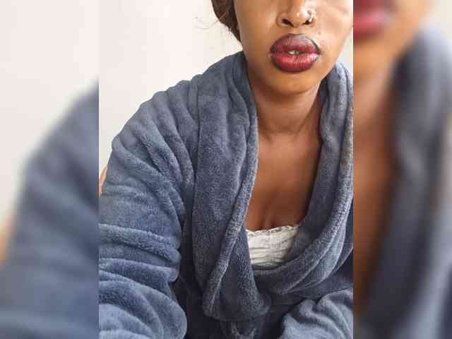 SExyNicole17
