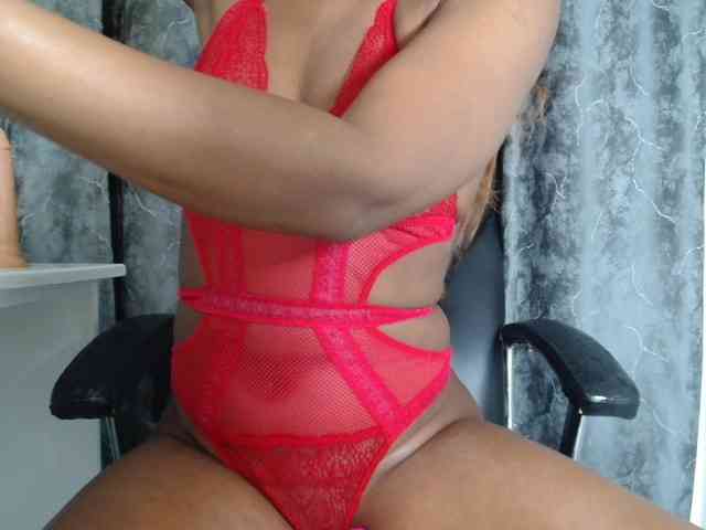SExyNicole17