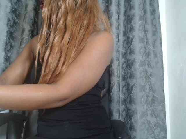 SExyNicole17