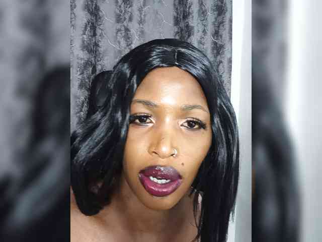 SExyNicole17 SExyNicole17