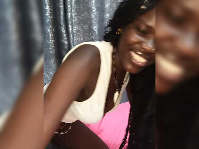 Keysha117 live cam on BongaCams