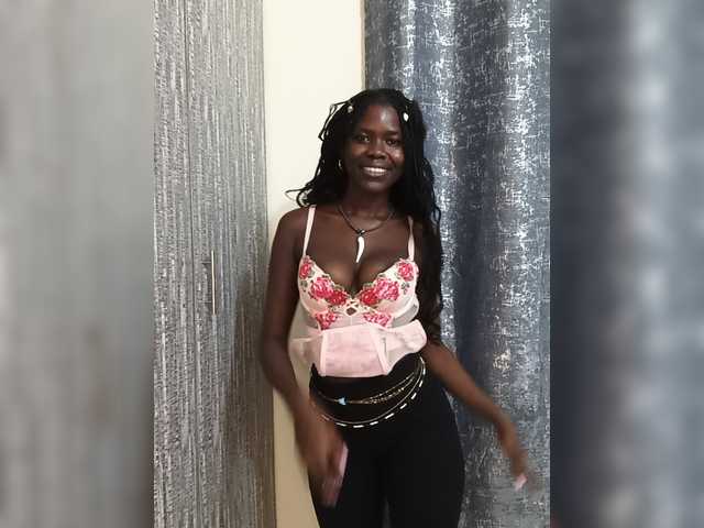 Keysha117 live cam on BongaCams